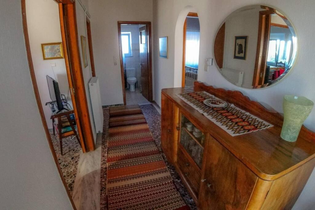Breathtaking Lake View Cottage With A Fireplace Next To Ioannina City! Eksteriør billede